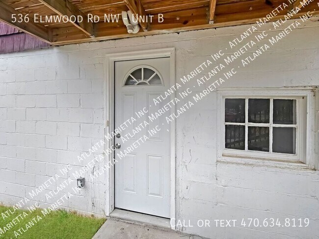 536 Elmwood Rd NW in Atlanta, GA - Building Photo - Building Photo