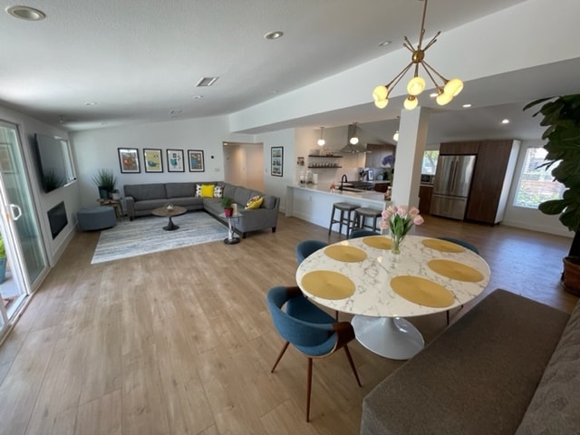 property at 6200 Oakdale Ave