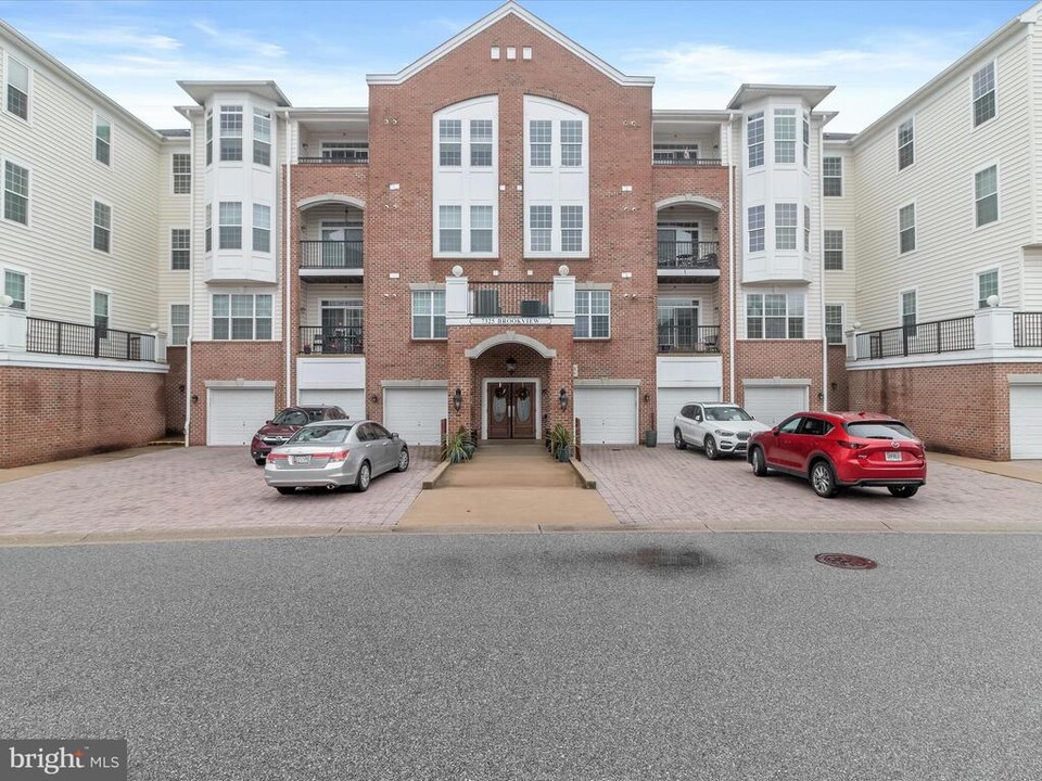 7325 Brookview Rd in Elkridge, MD - Building Photo