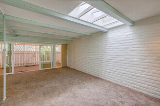 9320 Earl St in La Mesa, CA - Building Photo - Building Photo