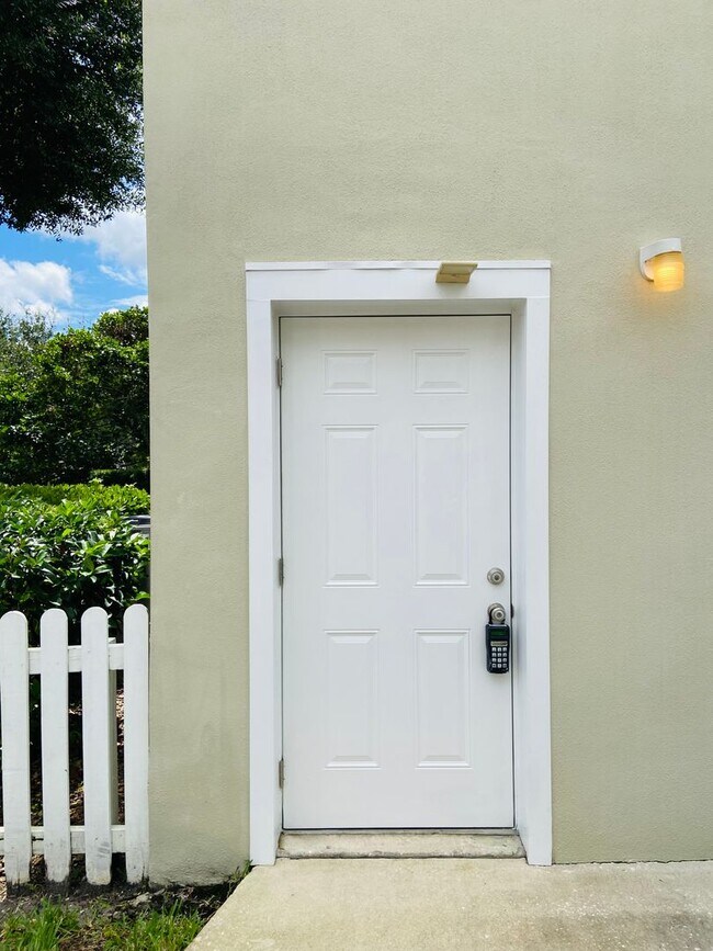 4685 Anson Ln in Orlando, FL - Building Photo - Building Photo