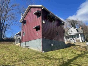 804 Glenn Ave in Fairmont, WV - Building Photo - Building Photo