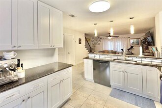 1848 Mill Run Cir in Tampa, FL - Building Photo - Building Photo