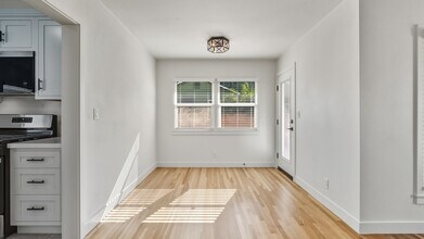 1307 N Maplewood St in Anaheim, CA - Building Photo - Building Photo