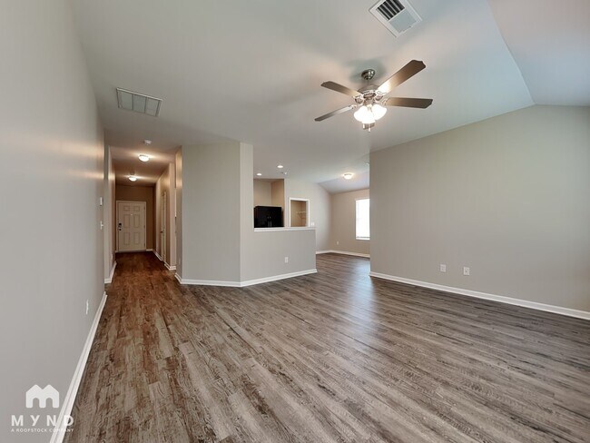 155 Hunters Cv in Odenville, AL - Building Photo - Building Photo