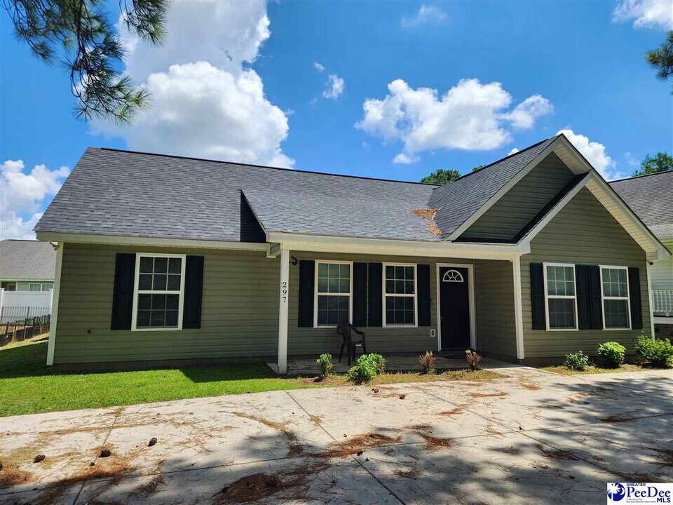297 Green Acres Rd in Florence, SC - Building Photo