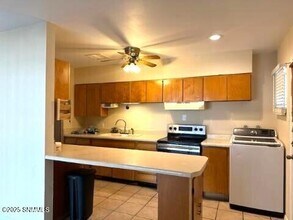 1825 Anderson Dr in Las Cruces, NM - Building Photo - Building Photo