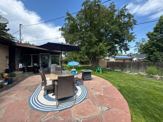 500 Estes St in Lakewood, CO - Foto de edificio - Building Photo