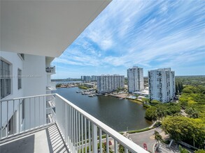 2801 NE 183rd St, Unit AVENTURA NICE VIEW SPECIA in Aventura, FL - Building Photo - Building Photo