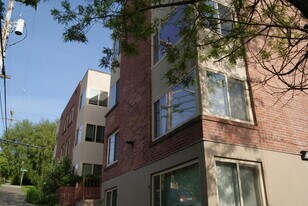 Norman Apartments in Seattle, WA - Building Photo