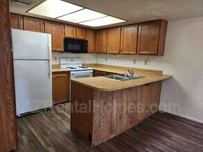 819 N College Ave in Tempe, AZ - Building Photo - Building Photo