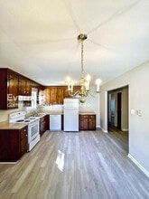 4609 Hillbrook Ave in Richmond, VA - Foto de edificio - Building Photo