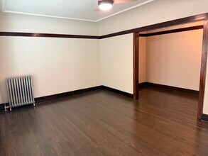 7304 S Emerald Ave in Chicago, IL - Building Photo - Building Photo