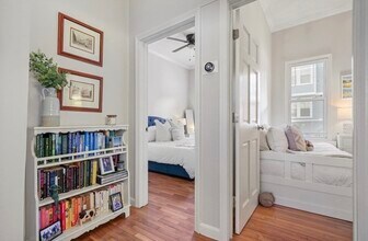 203 D St, Unit 1 in Boston, MA - Building Photo - Building Photo