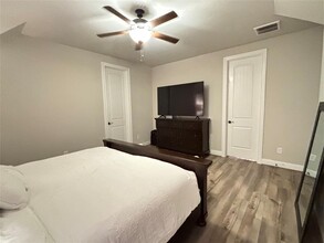 17949 Canopy Trce Ct in Montgomery, TX - Building Photo - Building Photo