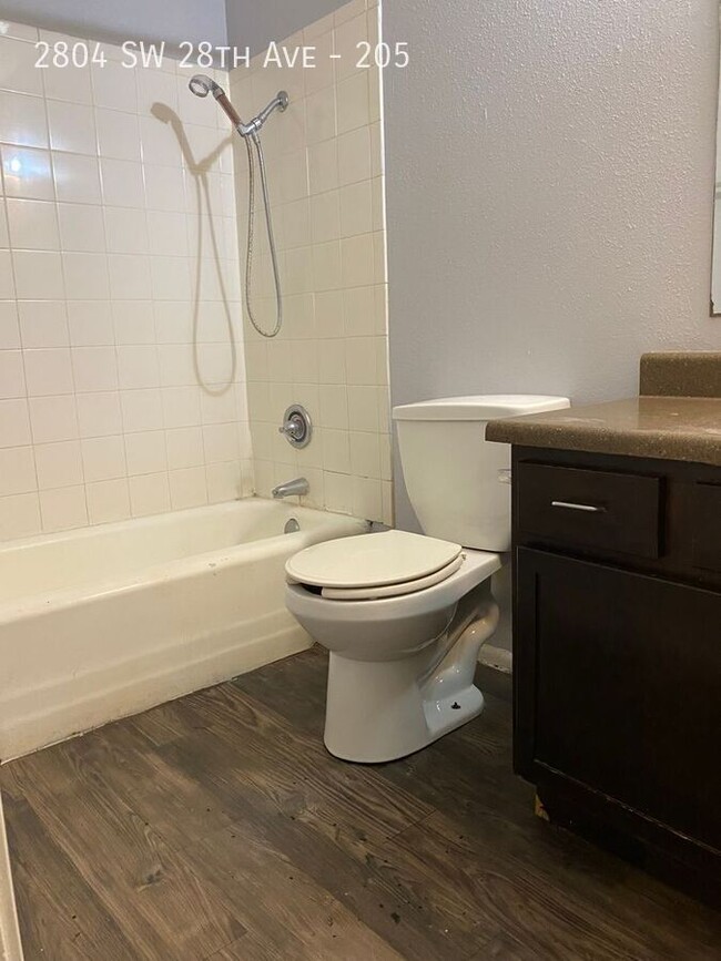 2804 SW 28th Ave-Unit -205 in Amarillo, TX - Building Photo - Building Photo