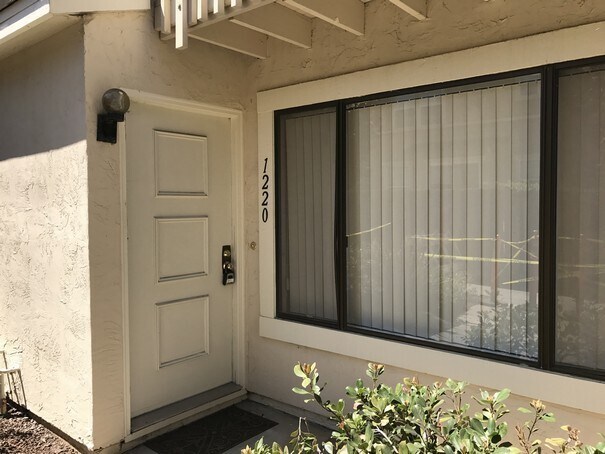 1220 Crescent Terrace in Sunnyvale, CA - Building Photo