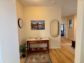 408 Main St, Unit #1 in Medford, MA - Building Photo - Building Photo