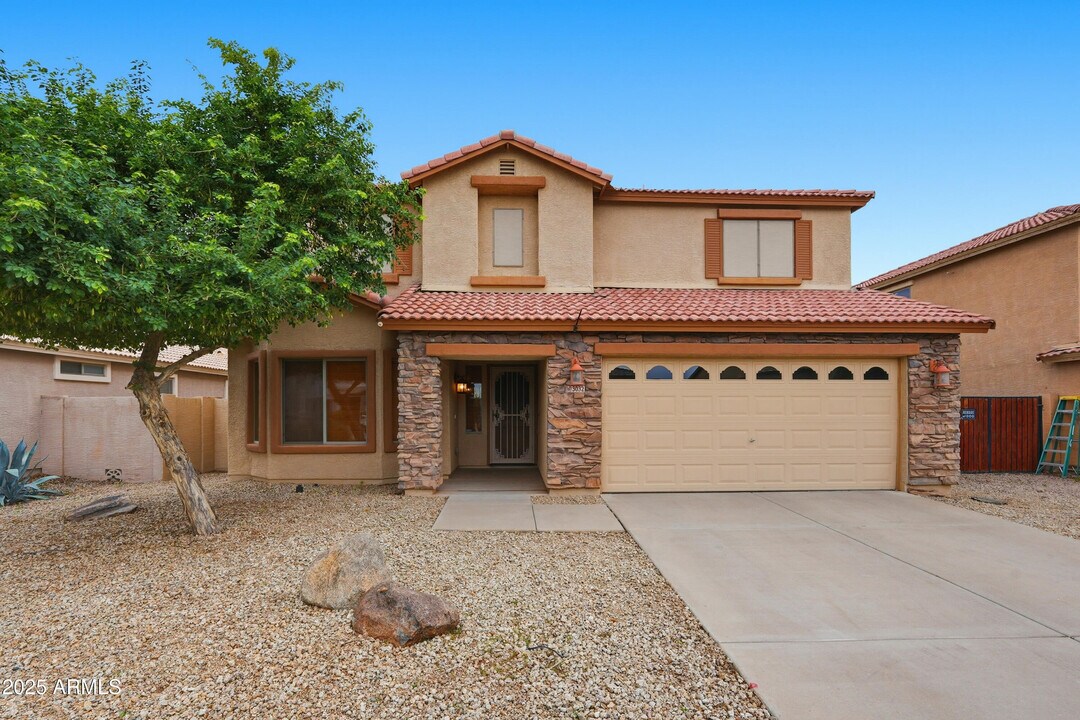 3032 E Denim Trail in San Tan Valley, AZ - Building Photo