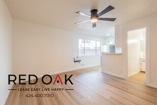 11173 Charnock Rd in Los Angeles, CA - Building Photo