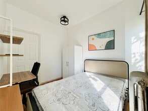 Furnished room/NOT APARTMENT in Brooklyn, NY - Building Photo - Building Photo