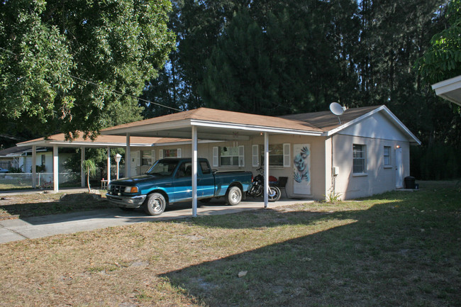 5509 18th St W in Bradenton, FL - Foto de edificio - Building Photo