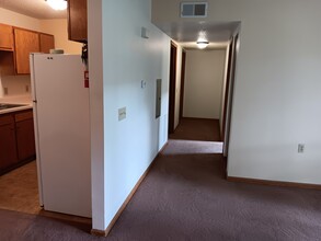 Kiwanis Manor Apartments in Freeport, IL - Building Photo - Building Photo