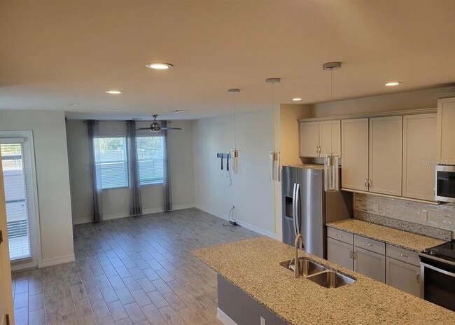3231 Painted Blossom Ct in Lutz, FL - Building Photo - Building Photo