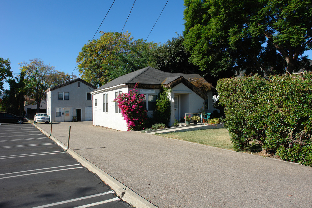 1319 Garden St in San Luis Obispo, CA - Foto de edificio