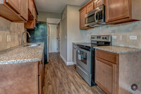 5515 Lakeside Dr, Unit 1D photo'