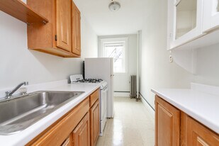 49 Worthington St, Unit 38 in Boston, MA - Building Photo
