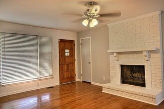 8306 E Indianapolis St in Wichita, KS - Building Photo - Building Photo