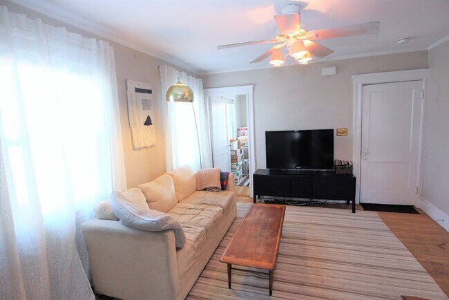 168 Faneuil St in Boston, MA - Building Photo - Building Photo