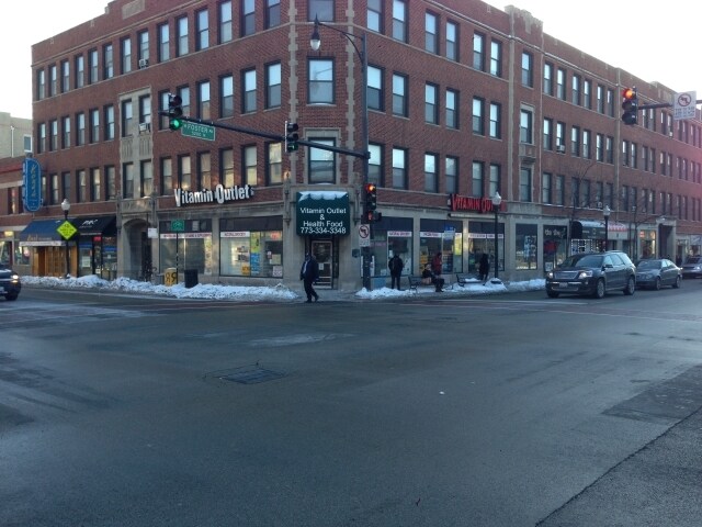 5161 N Ashland Ave in Chicago, IL - Foto de edificio