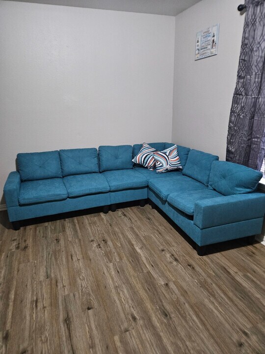 Room in Duplex on Stalcup Rd in Fort Worth, TX - Building Photo