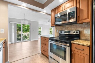 950 Ponce De Leon Rd in Boca Raton, FL - Building Photo - Building Photo