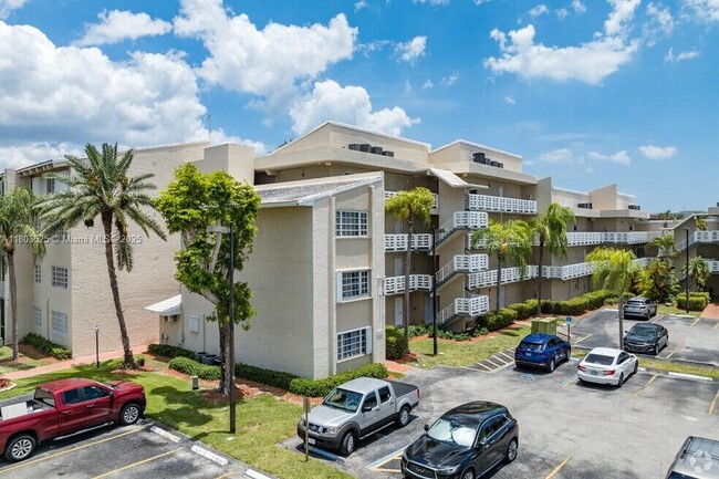 21121 SW 85th Ave in Cutler Bay, FL - Building Photo - Building Photo