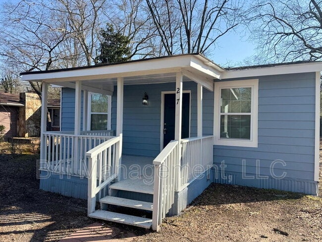 27 Domineck St in Newnan, GA - Building Photo - Building Photo