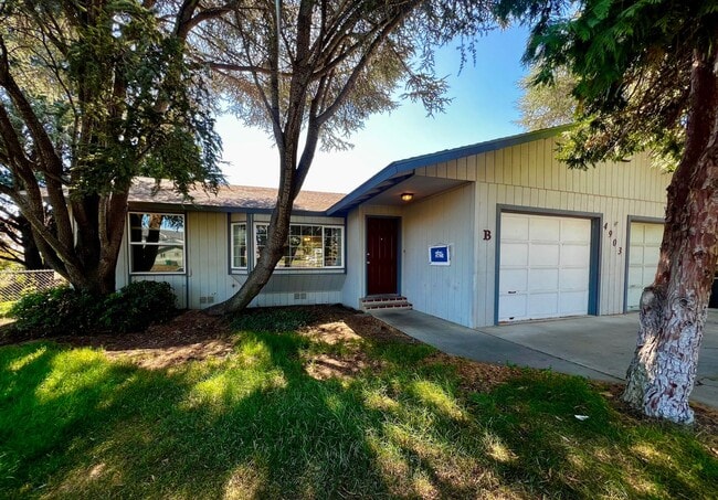property at 4903 Castleview Dr