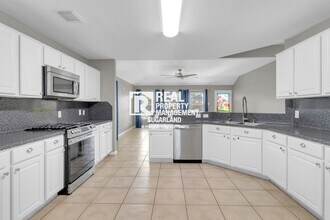 7754 Eldergrove Ln in Richmond, TX - Building Photo - Building Photo