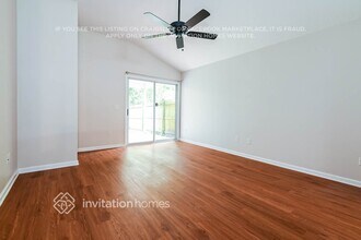 1227 Brookwood Bluff Rd E in Jacksonville, FL - Building Photo - Building Photo