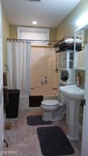 107 Ash St in New Bedford, MA - Building Photo - Building Photo