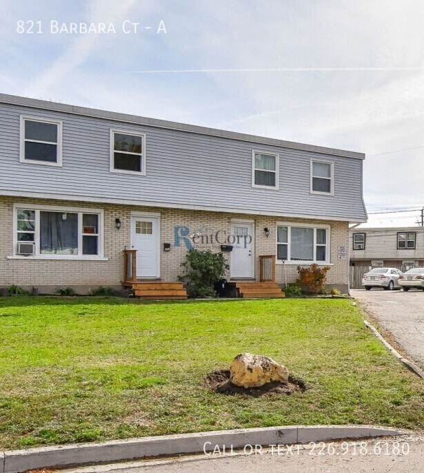property at 821 Barbara Ct