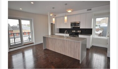 685 Massachusetts Ave, Unit 9 in Boston, MA - Building Photo - Building Photo