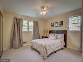 7910 Livingston Rd in Oxon Hill, MD - Building Photo - Building Photo