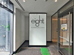 8 Cumberland St in Toronto, ON - Building Photo - Building Photo