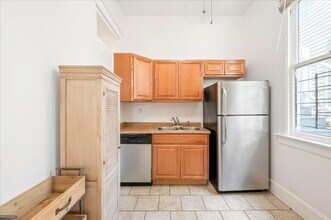 1914 Barnard St in Savannah, GA - Building Photo - Building Photo