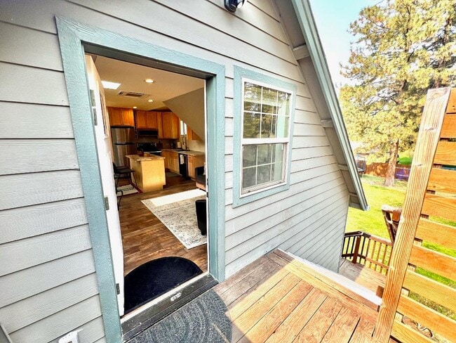 property at 60950 Amethyst St