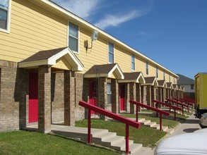 Moorefield Apartments in Mission, TX - Building Photo - Building Photo