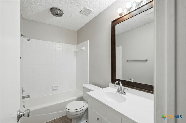 property at 409 Rawhide Loop